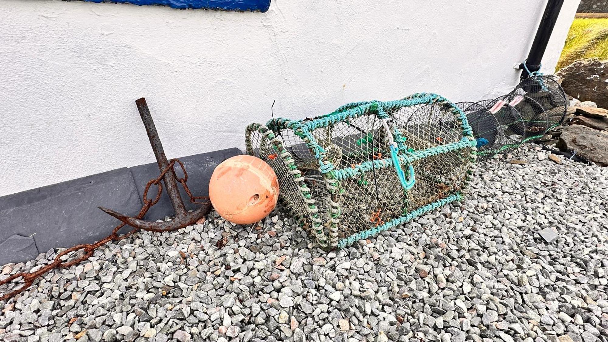 Carnmhor, Isle Of Skye - Stunning 242 Year Old Cottage On Its Own Sea Shore! Breakish 外观 照片